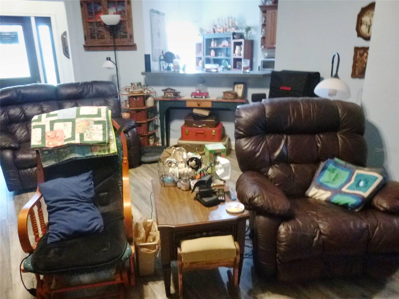 Image 8 of 52 For 121 Deer Road