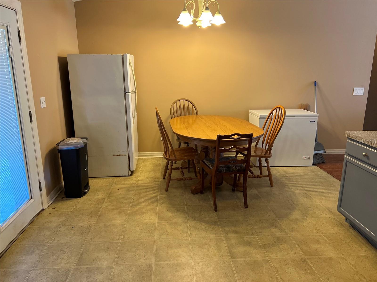 Image 11 of 28 For 7238 Evergreen Loop