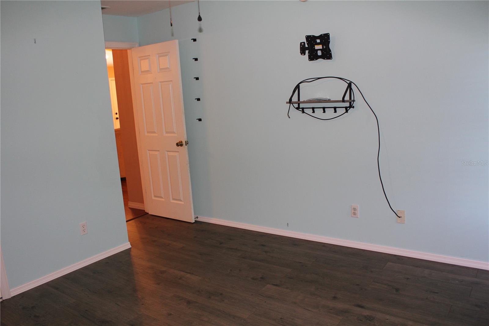 Image 16 of 28 For 7238 Evergreen Loop