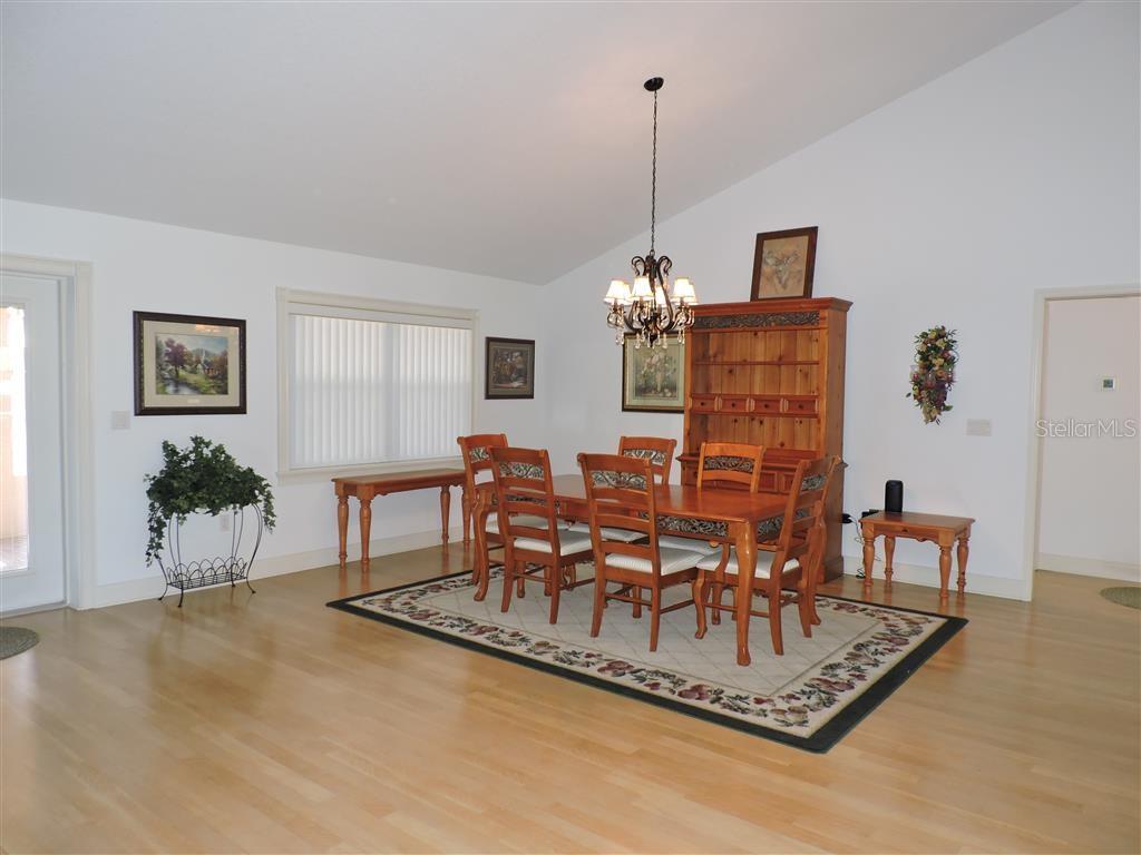 Image 11 of 46 For 1354 Scenic Highway