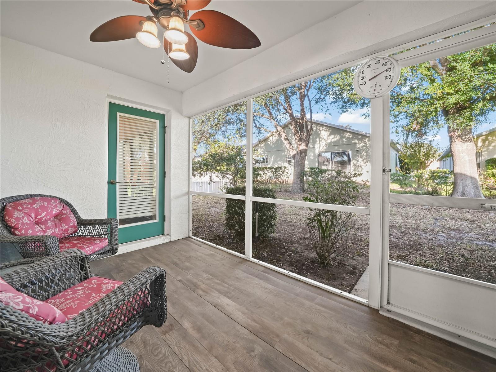 Image 30 of 51 For 341 Lake Suzanne Drive