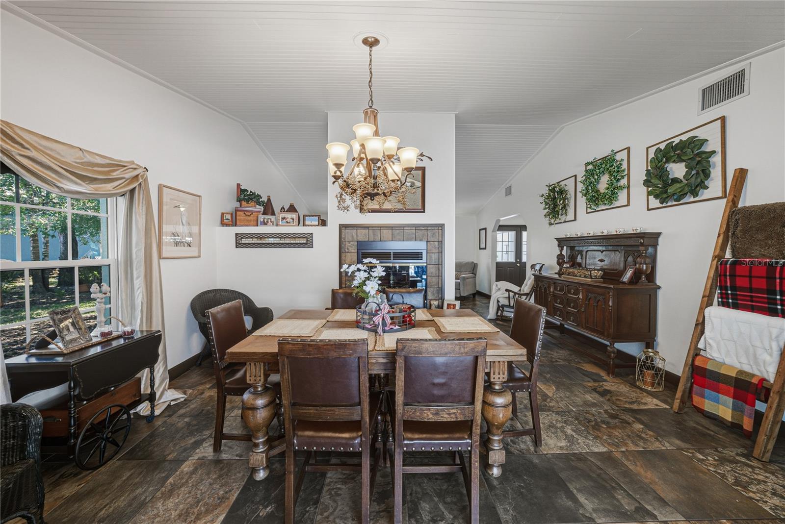 Image 10 of 60 For 3652 Hurlbut Circle