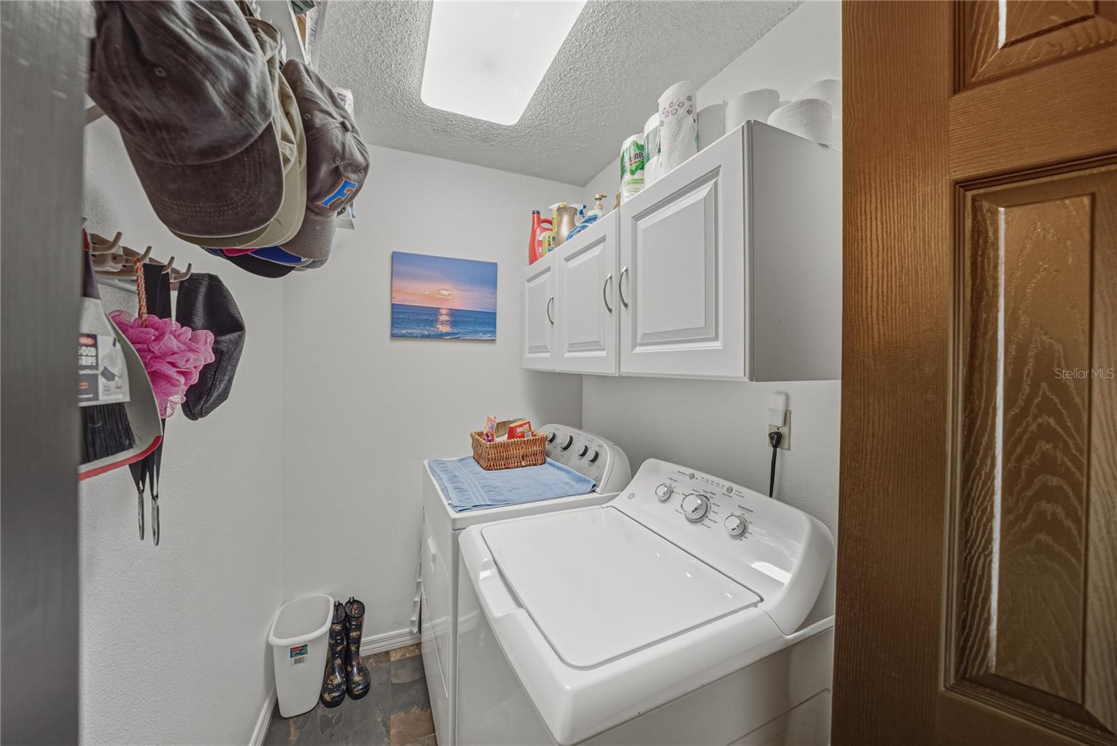 Image 34 of 60 For 3652 Hurlbut Circle