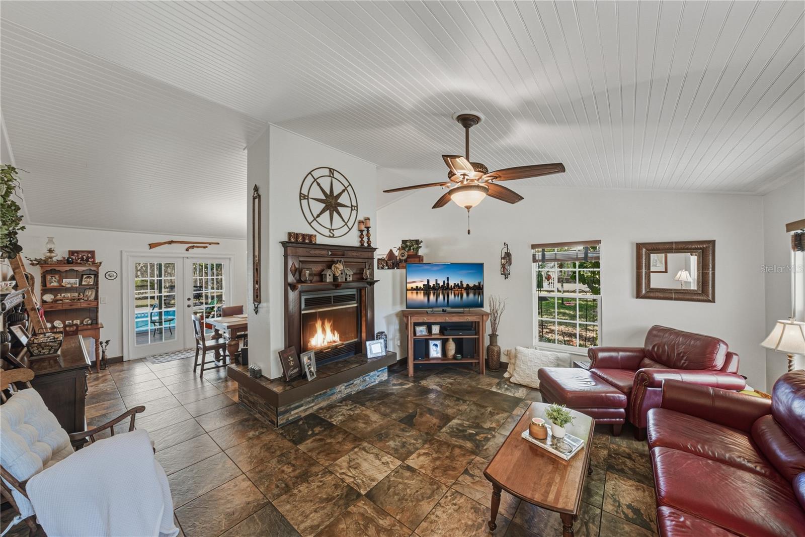 Image 5 of 60 For 3652 Hurlbut Circle