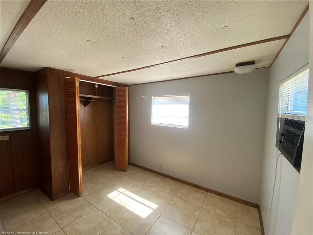 Image 9 of 15 For 1526 Fort Meade Road