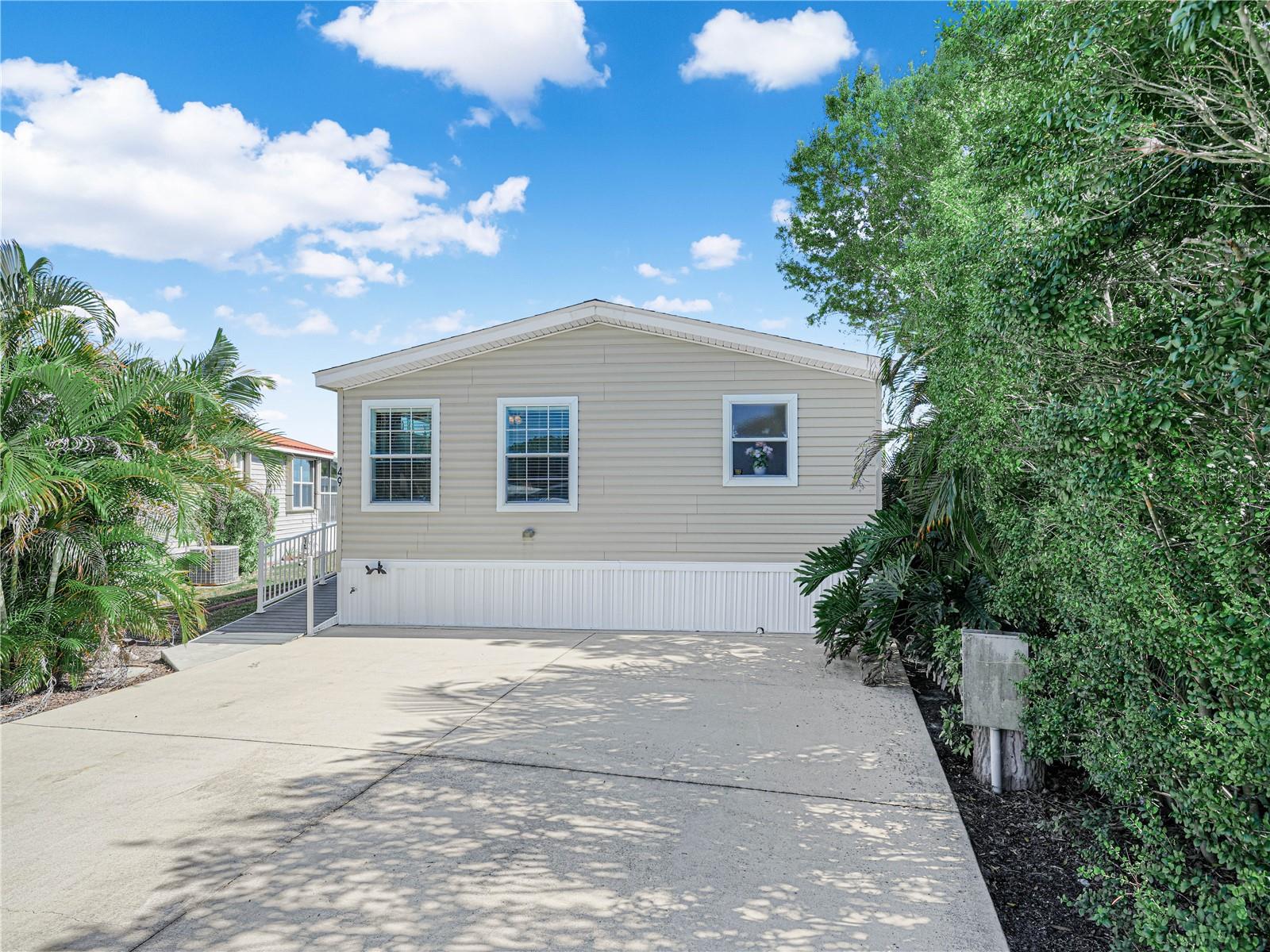 Image 40 of 46 For 49 Queen Of Waters Street