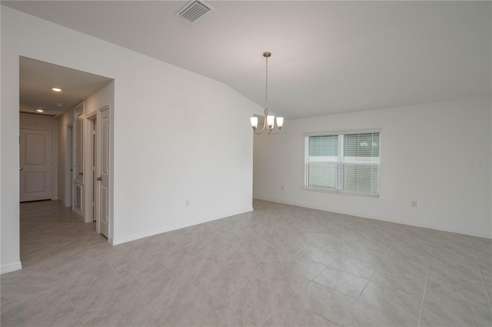 Image 2 of 9 For 622 Meadows Edge Place