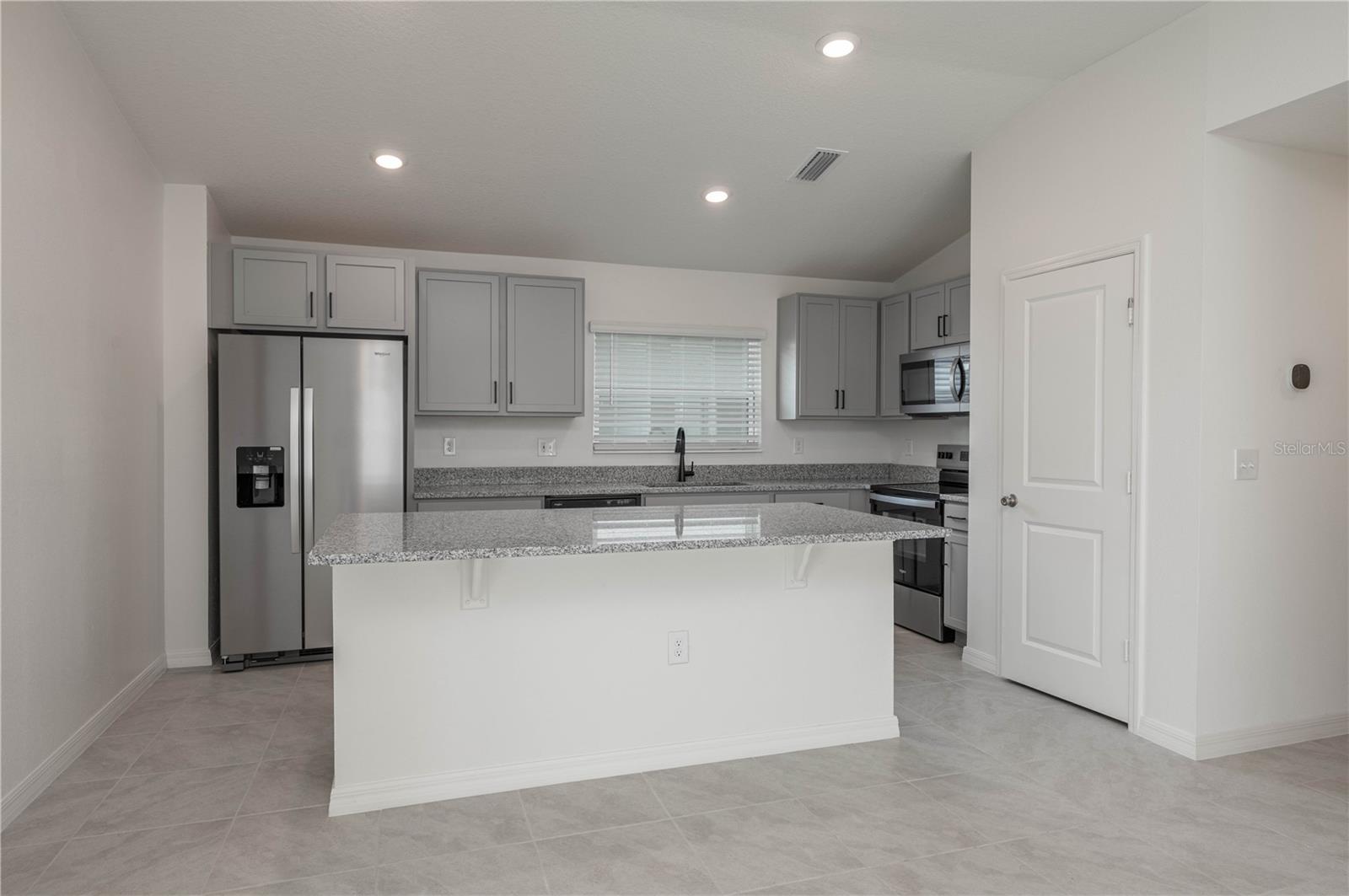 Image 4 of 9 For 622 Meadows Edge Place