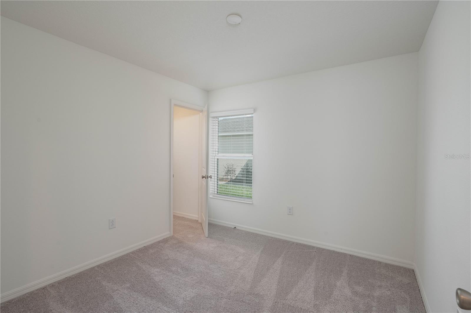 Image 7 of 9 For 622 Meadows Edge Place