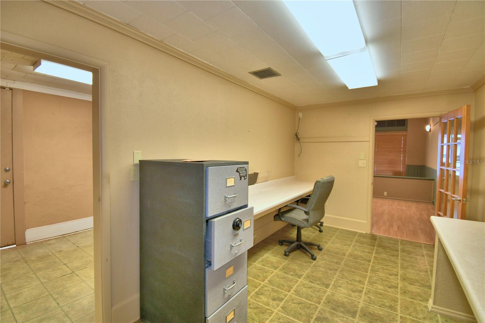 Image 14 of 45 For 22 Wall Street