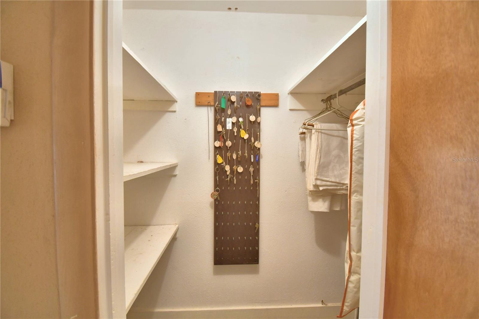 Image 21 of 45 For 22 Wall Street