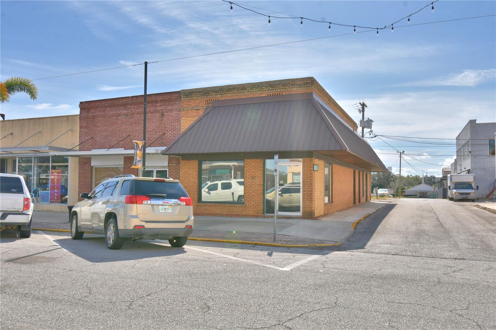 Image 40 of 45 For 22 Wall Street