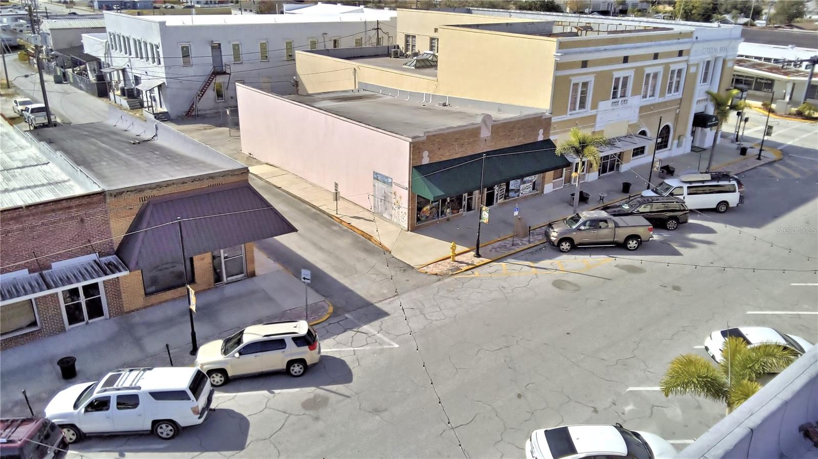 Image 43 of 45 For 22 Wall Street