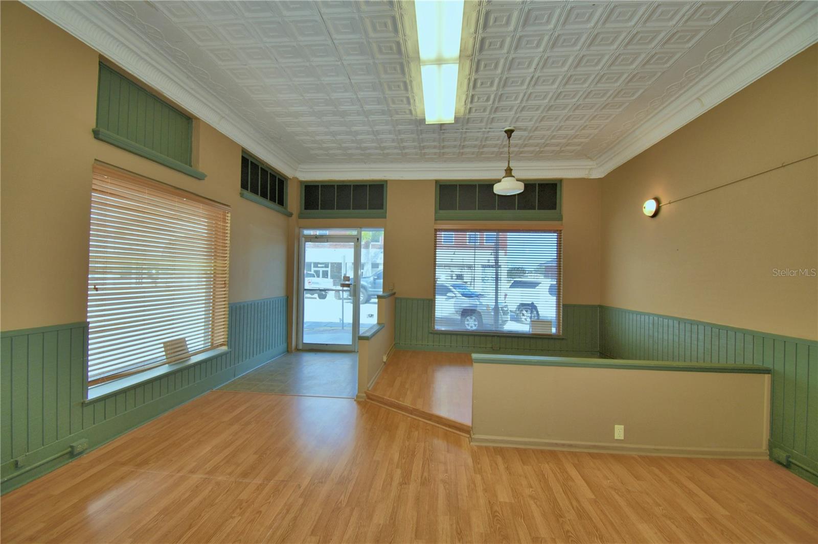 Image 7 of 45 For 22 Wall Street