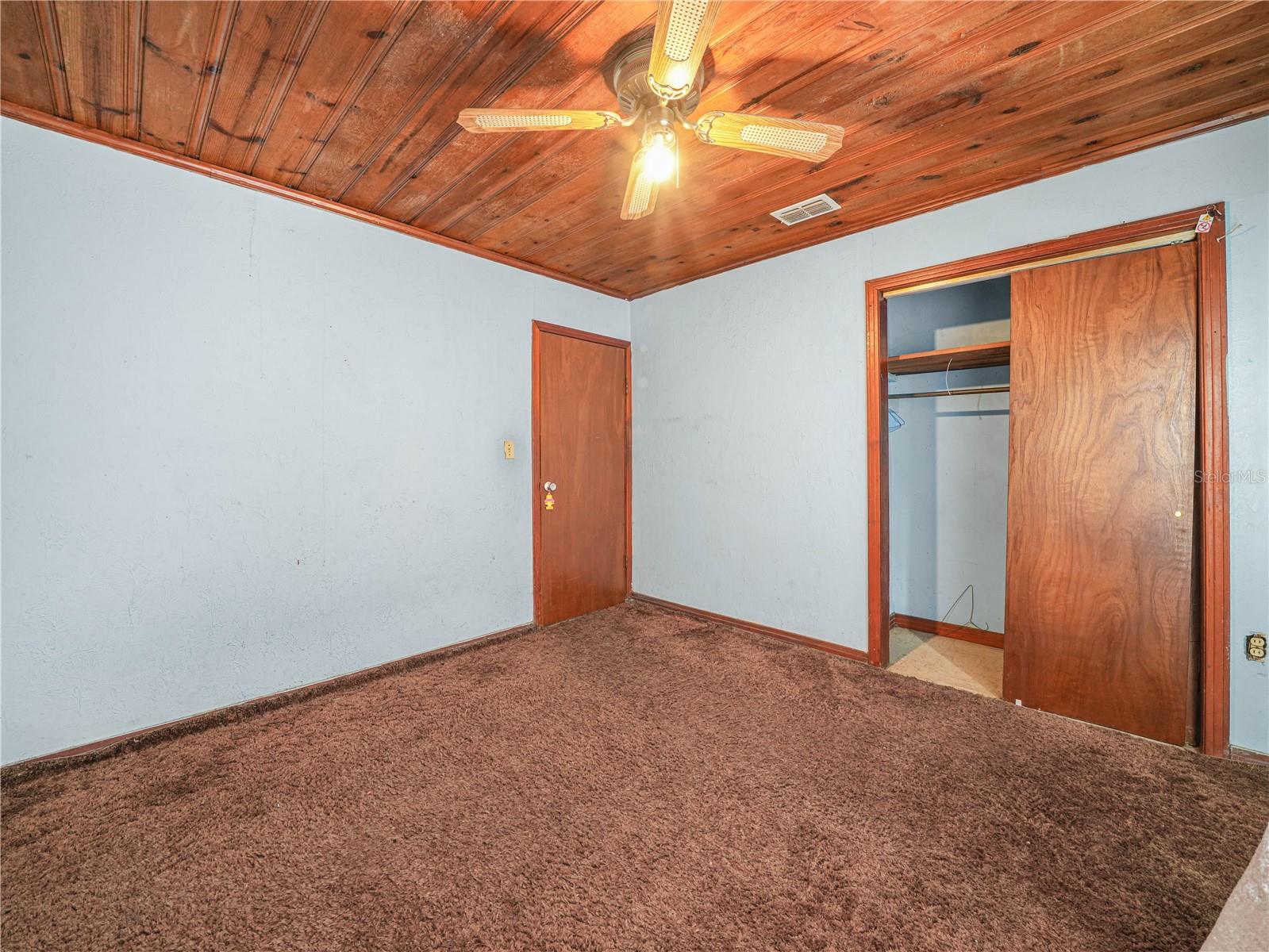 Image 28 of 45 For 715 Seminole Avenue