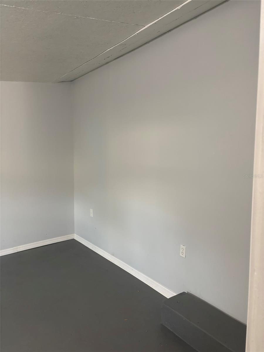 Image 13 of 17 For 201 Brooks Road