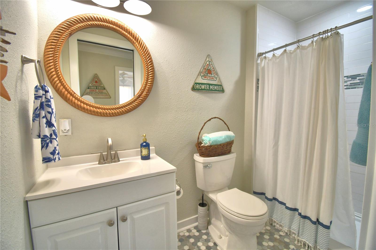 Listing photo id 19 for 1173 Lake Reedy Boulevard