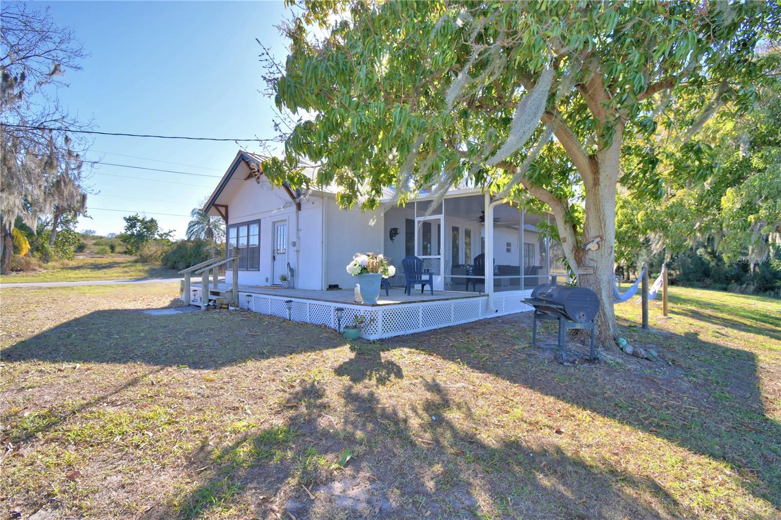 Listing photo id 6 for 1173 Lake Reedy Boulevard