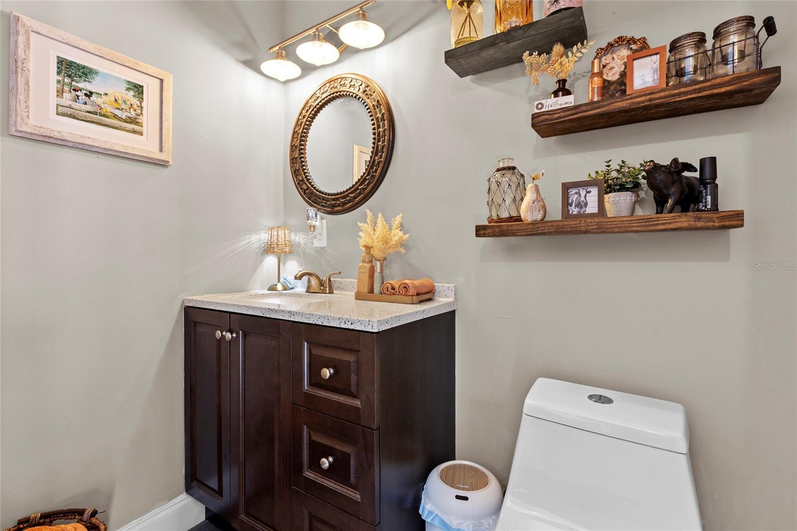 Image 17 of 70 For 532 38th Trace