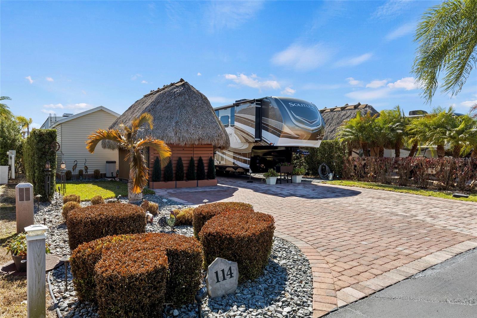 Image 2 of 70 For 532 38th Trace