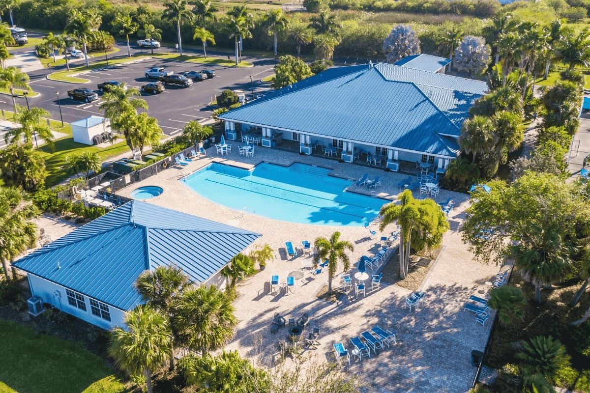 Image 30 of 70 For 532 38th Trace