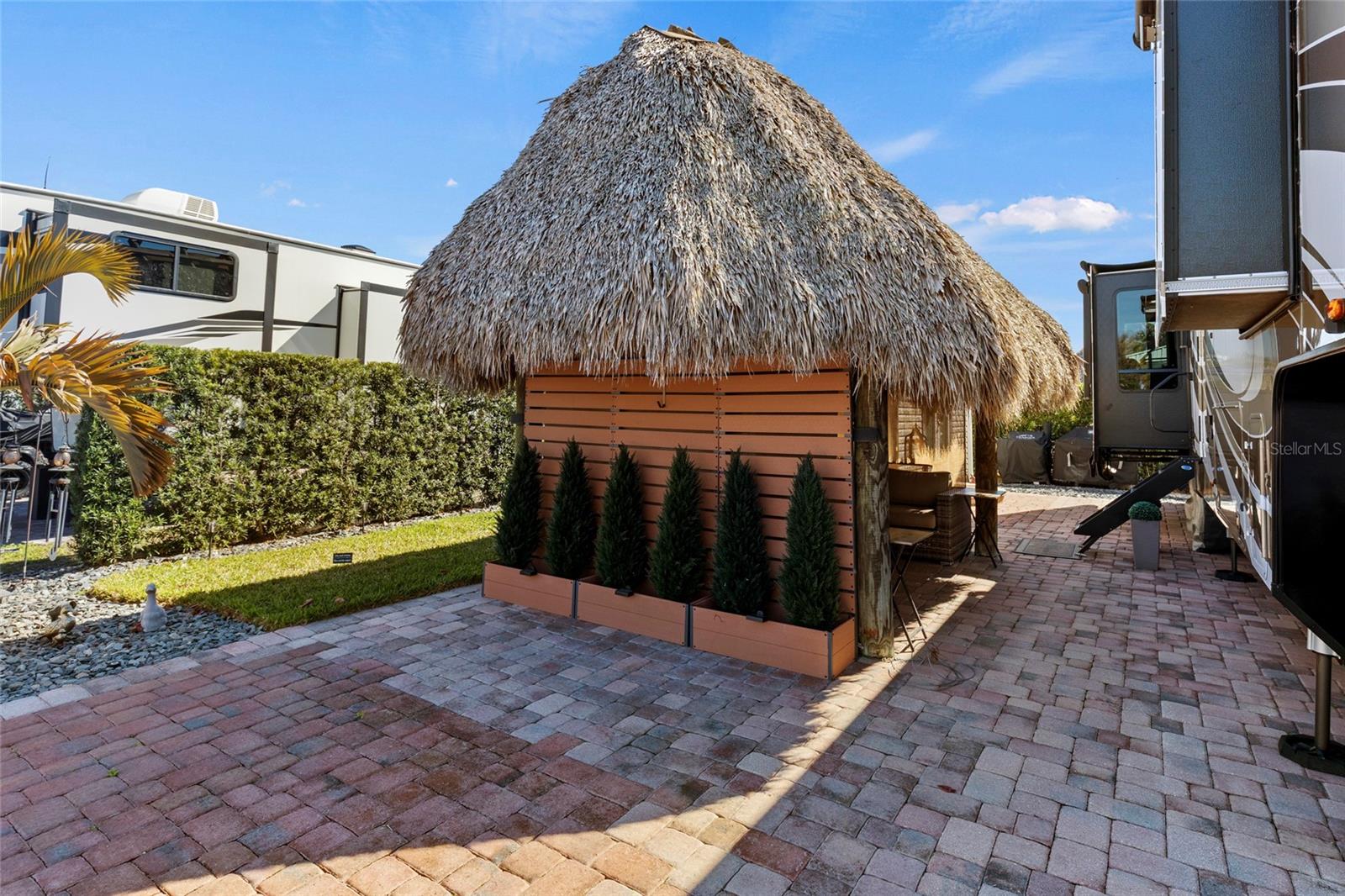 Image 4 of 70 For 532 38th Trace