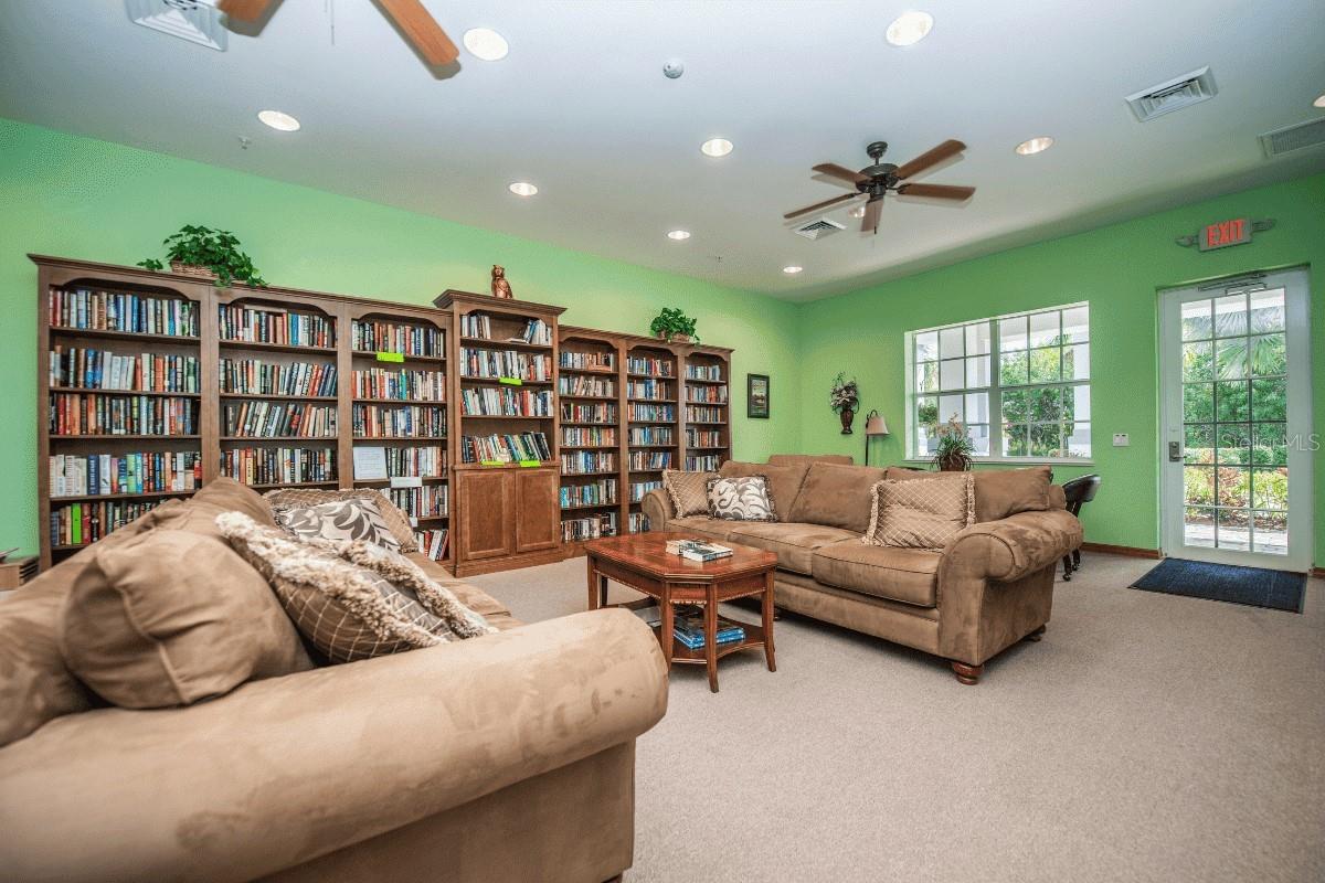 Image 40 of 70 For 532 38th Trace