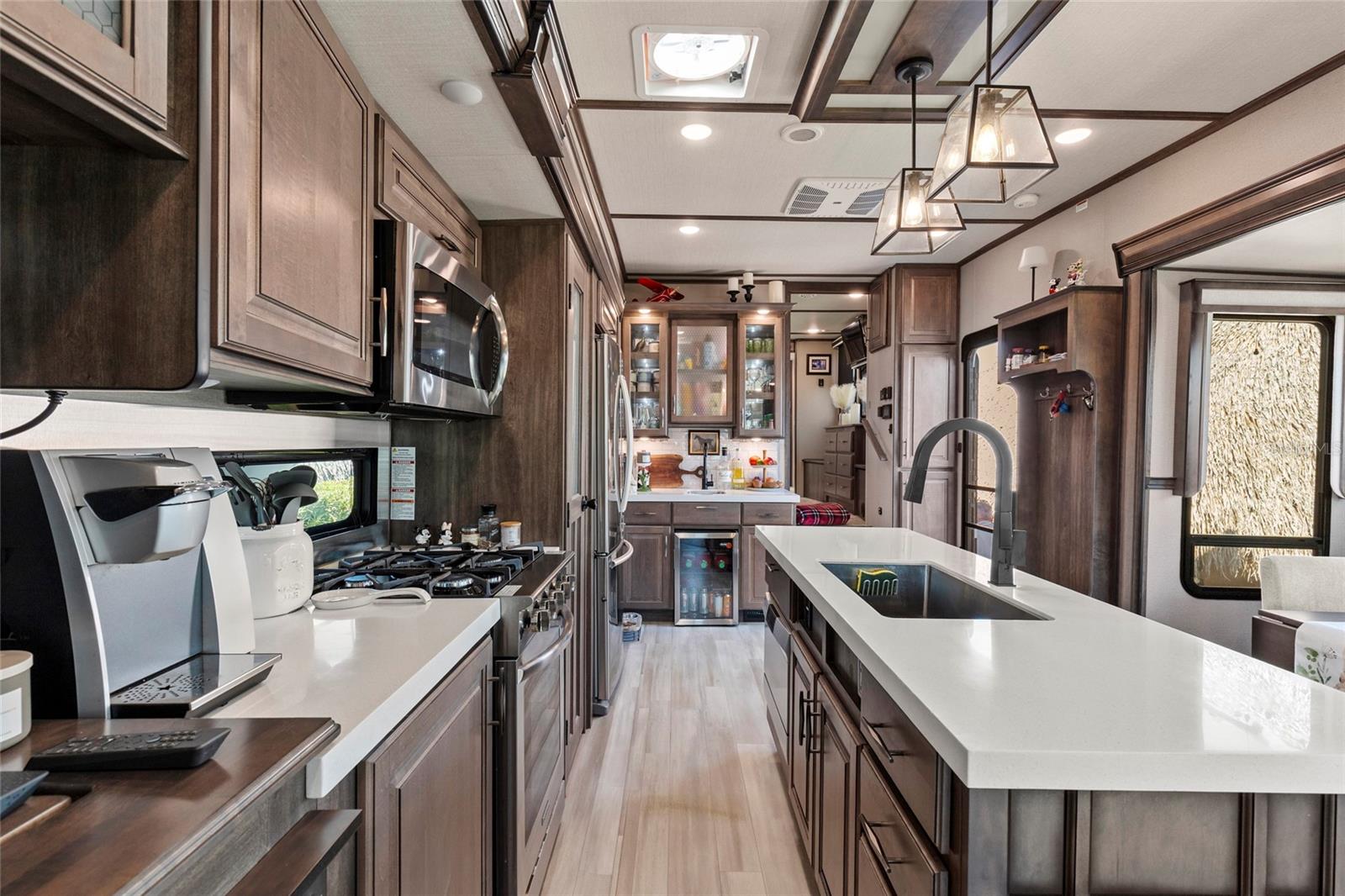 Image 53 of 70 For 532 38th Trace