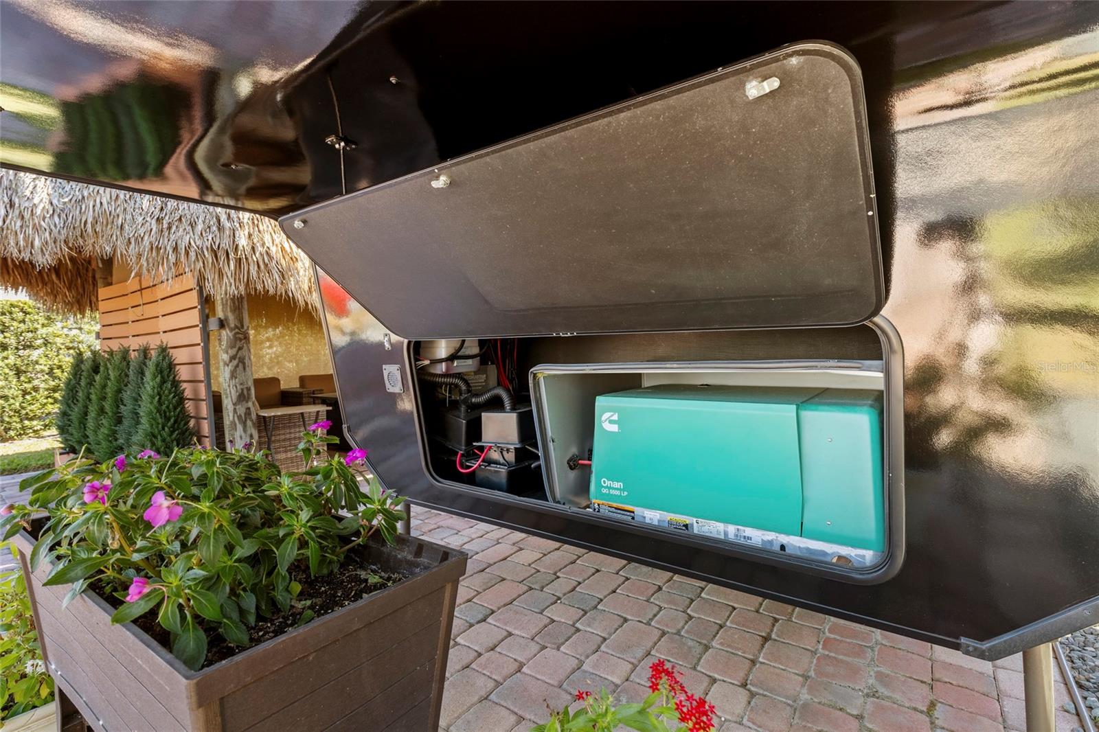 Image 6 of 70 For 532 38th Trace