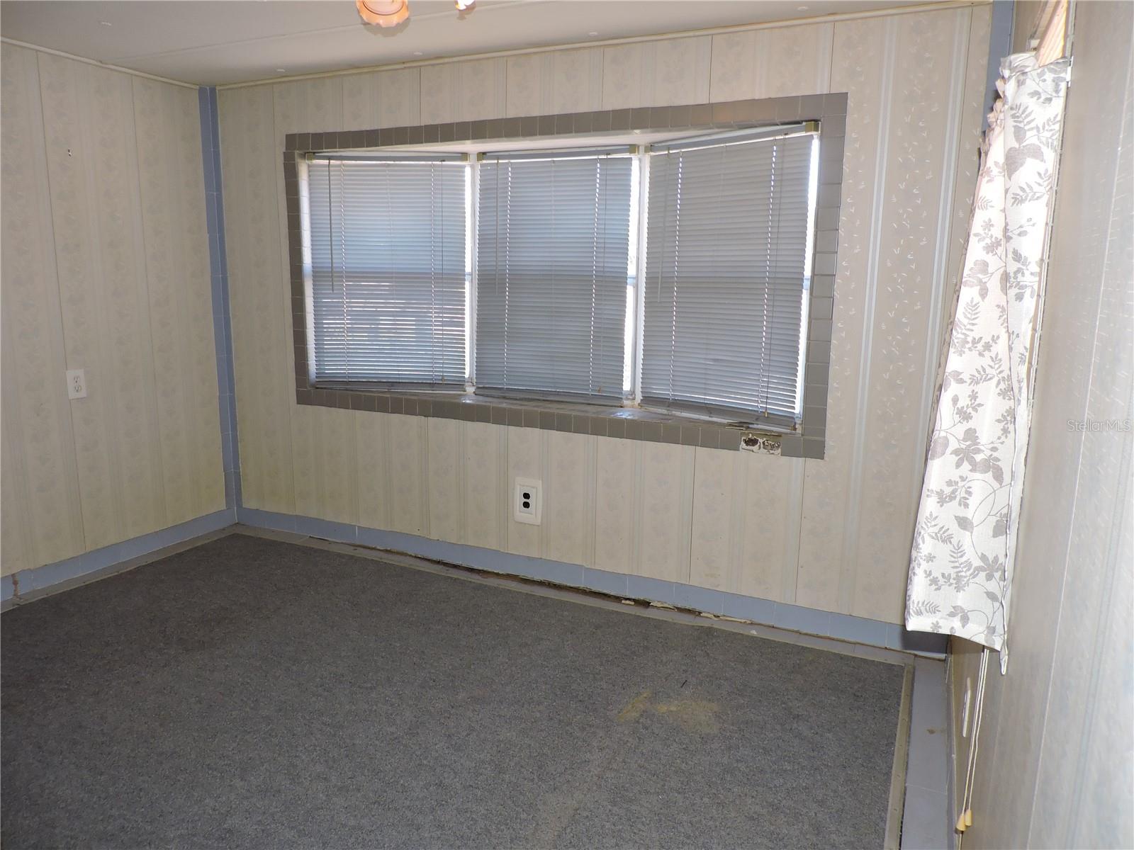 Image 14 of 35 For 1121 Big Oak Drive