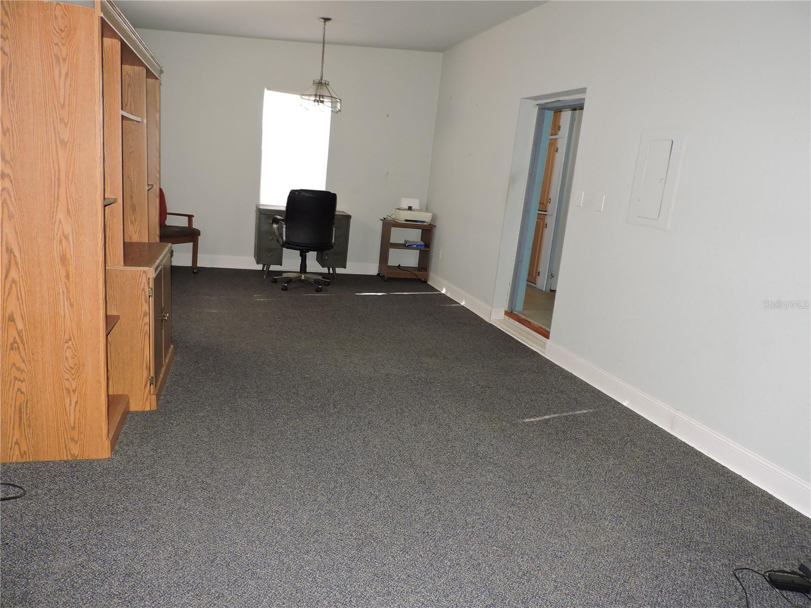 Image 17 of 35 For 1121 Big Oak Drive