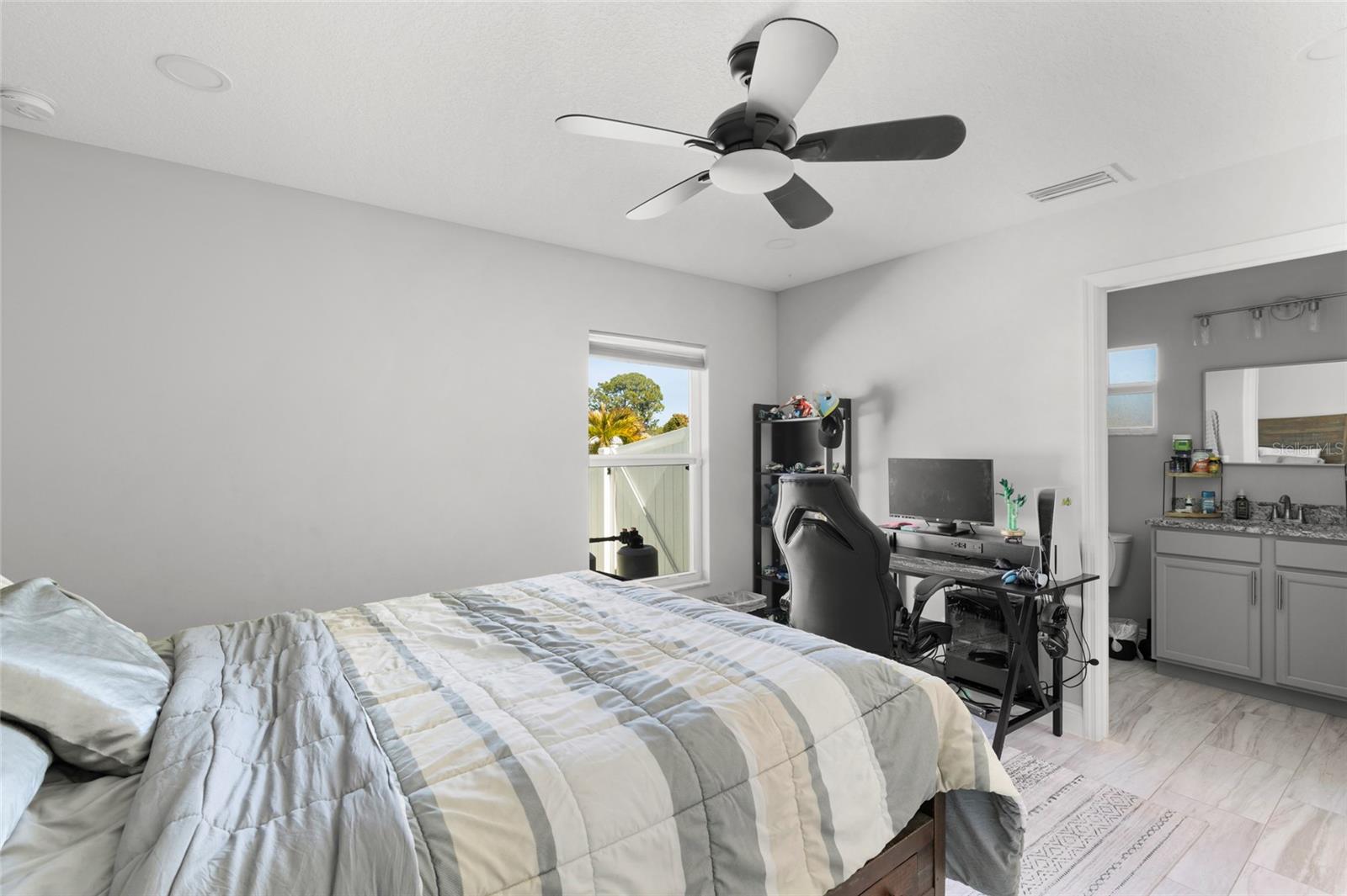 Image 19 of 43 For 3658 Margela Street