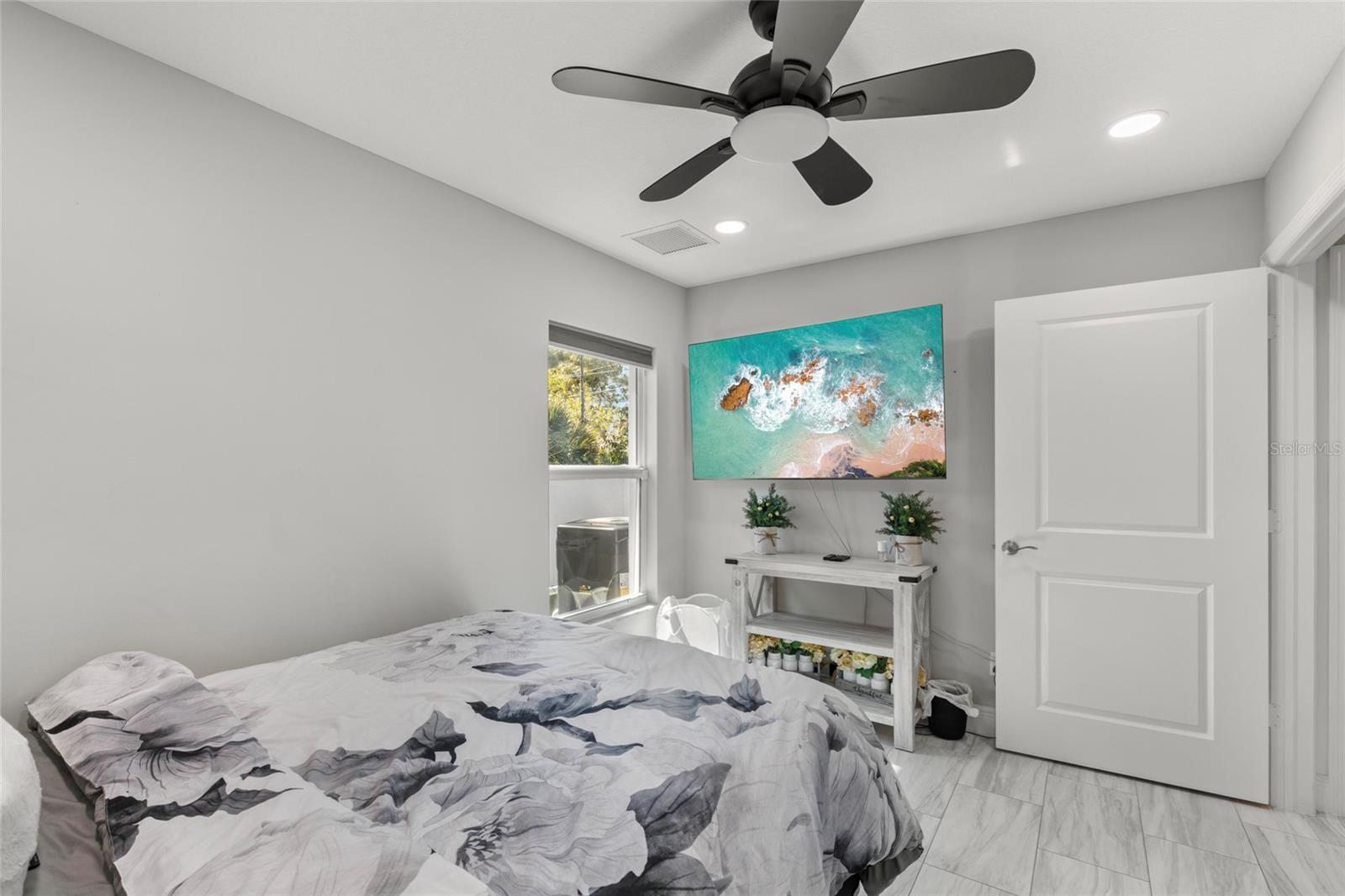 Image 21 of 43 For 3658 Margela Street