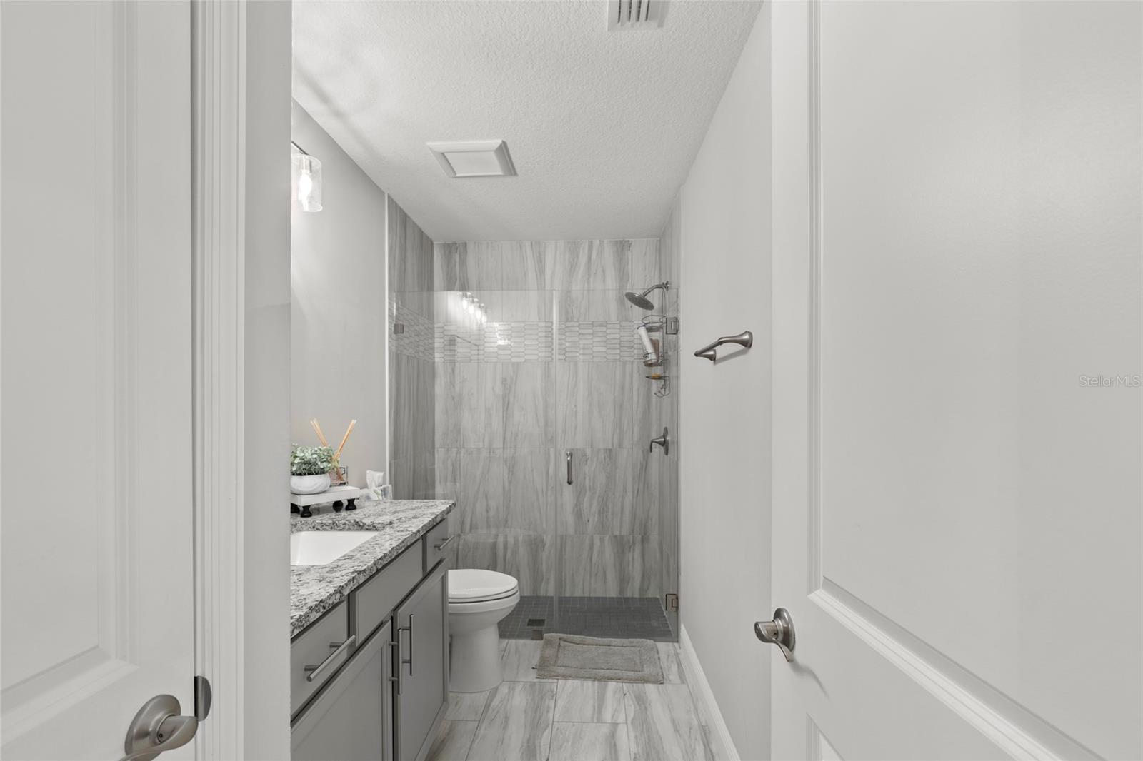 Image 28 of 43 For 3658 Margela Street