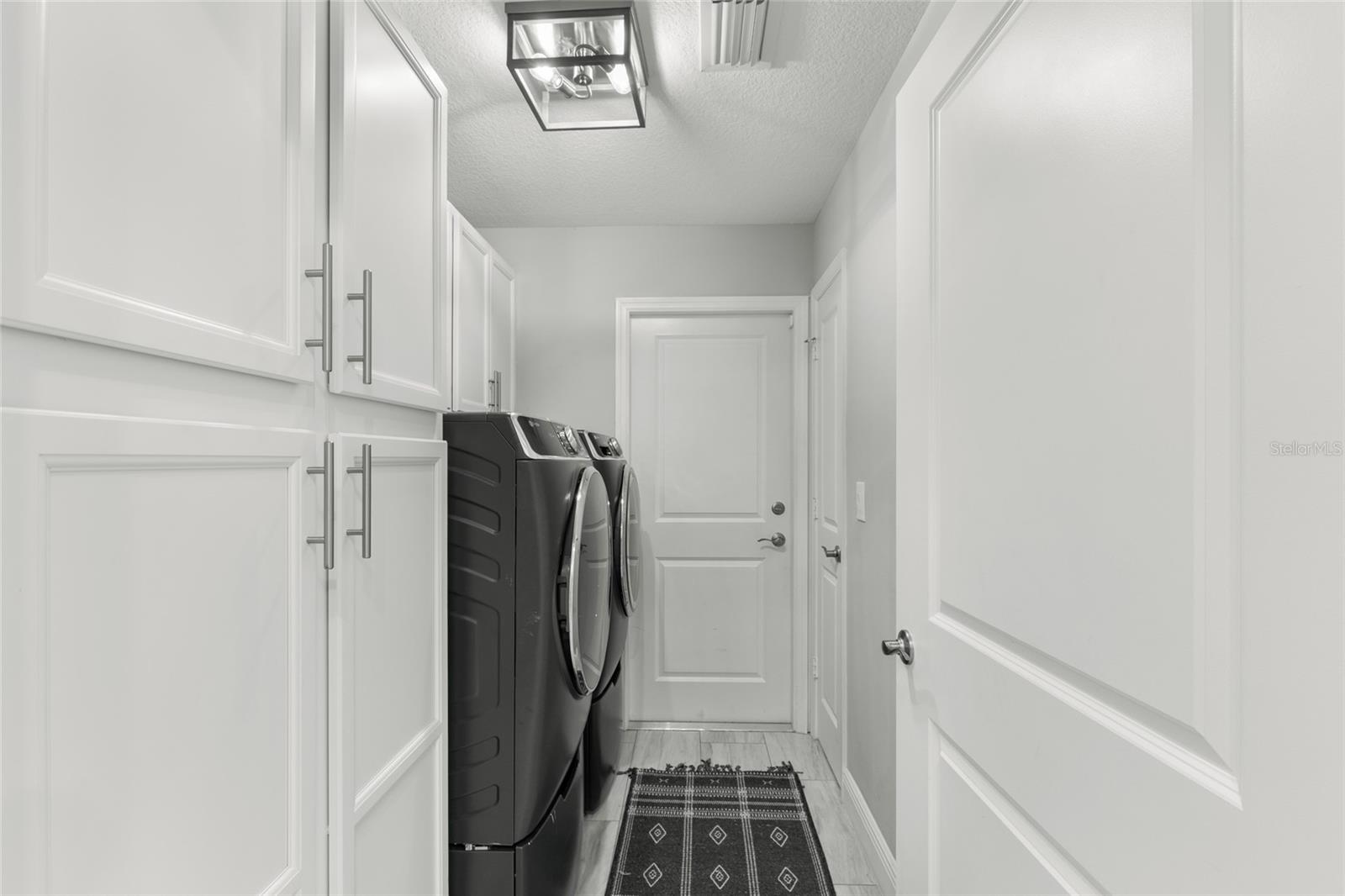 Image 32 of 43 For 3658 Margela Street