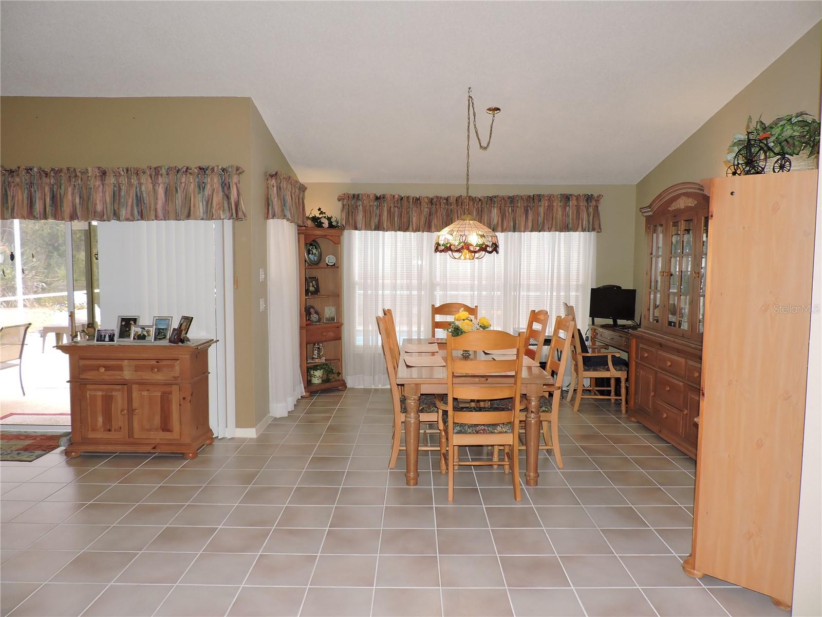 Image 11 of 40 For 1010 Destin Drive