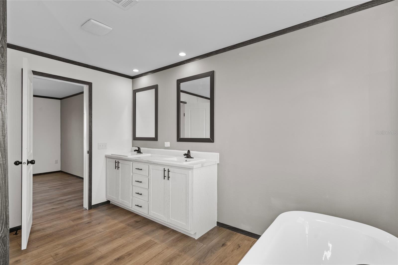 Image 27 of 47 For 21712 274th Street