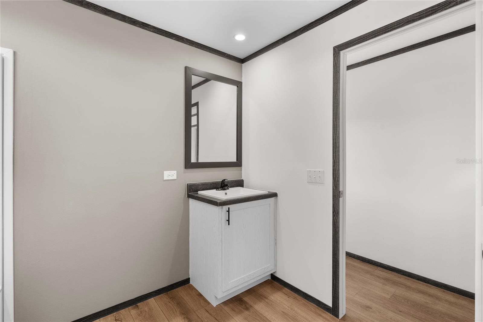 Image 29 of 47 For 21712 274th Street
