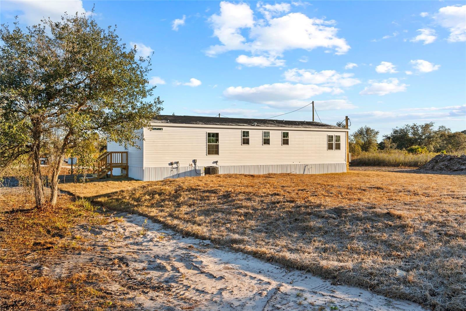 Image 31 of 47 For 21712 274th Street
