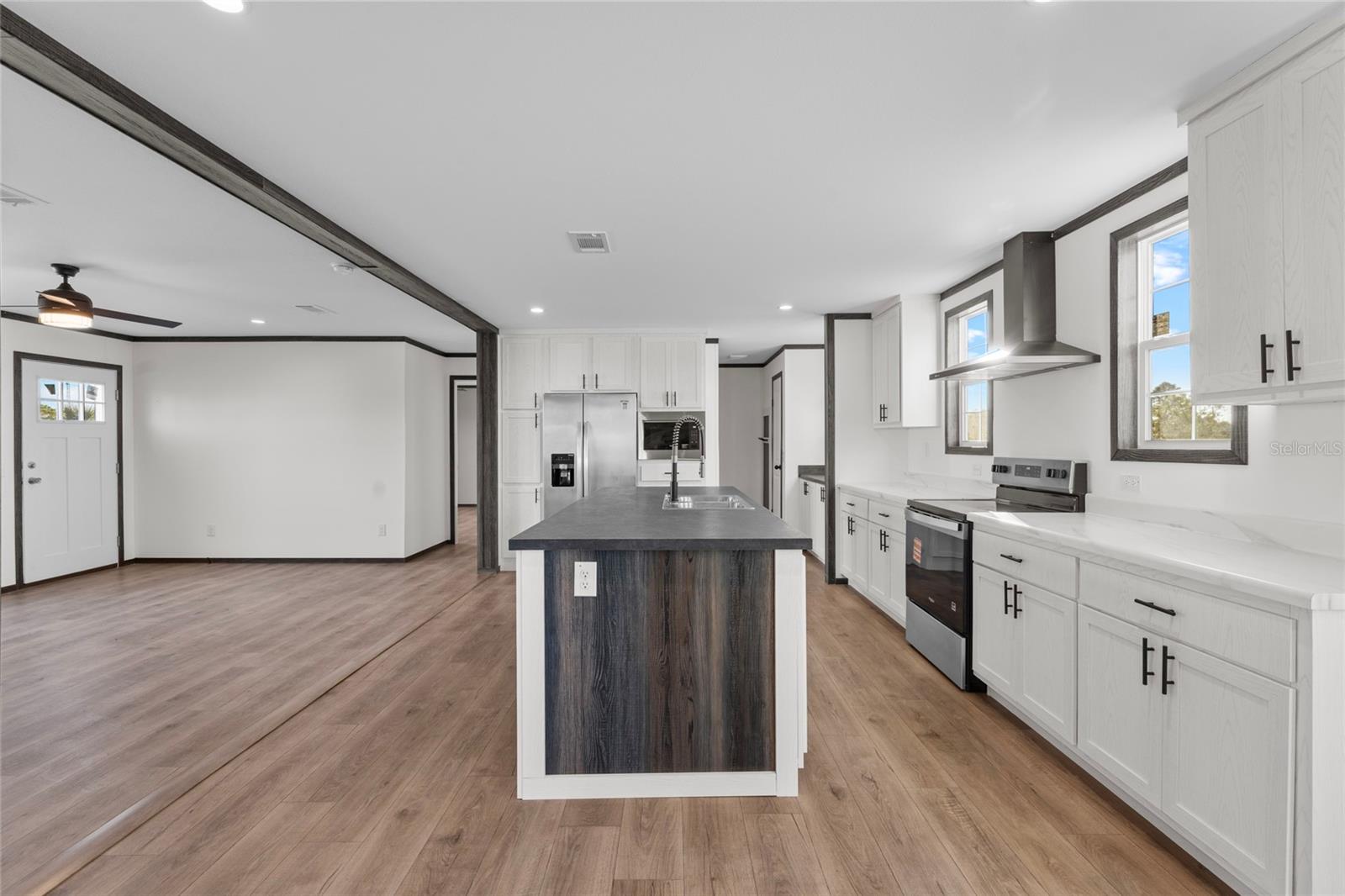 Image 9 of 47 For 21712 274th Street