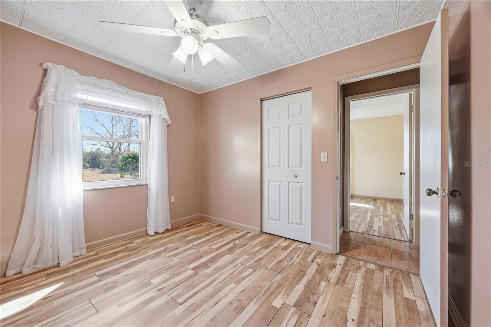 Listing photo id 18 for 1750 Golfview Cutoff Road