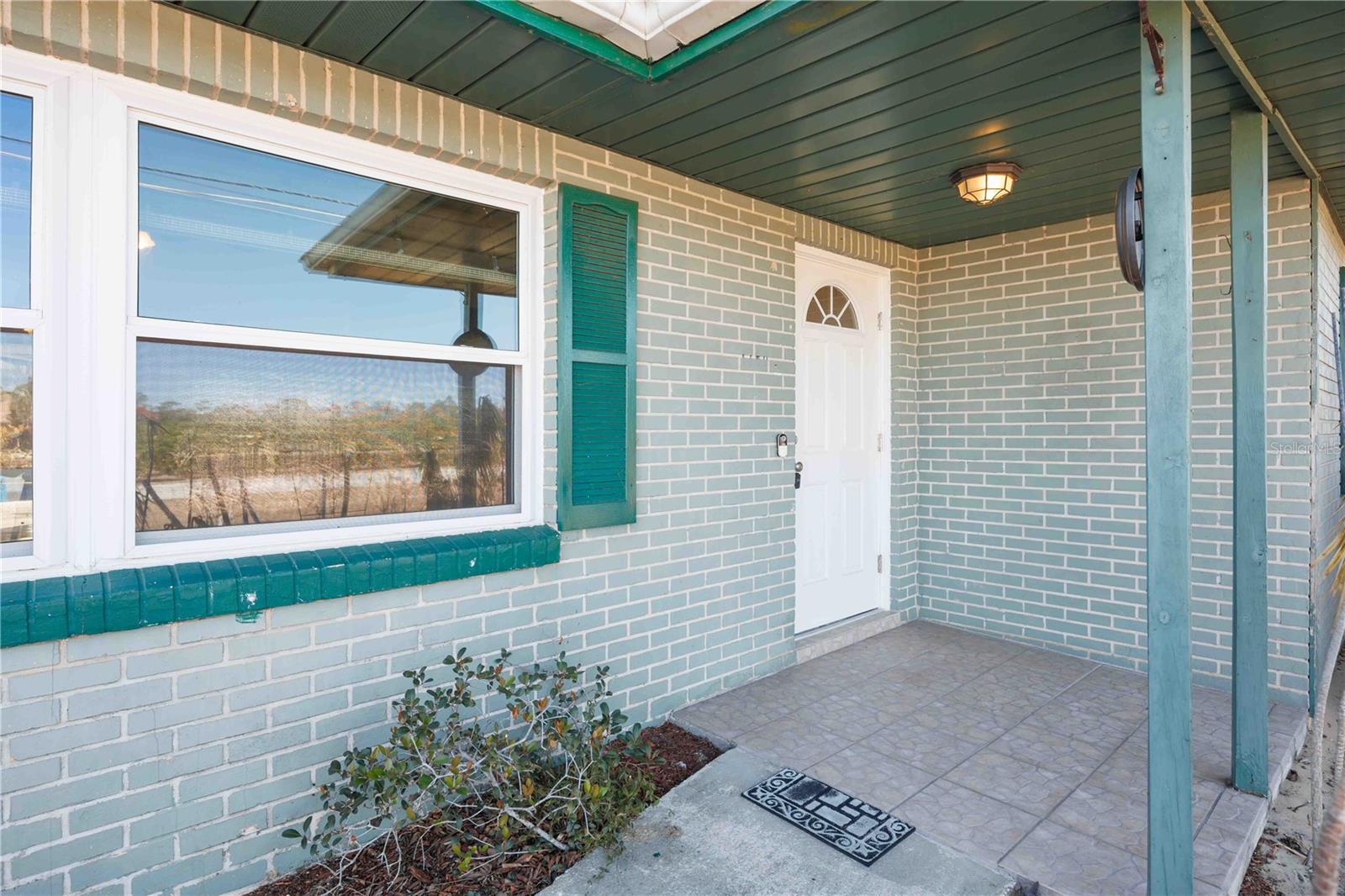 Listing photo id 2 for 1750 Golfview Cutoff Road