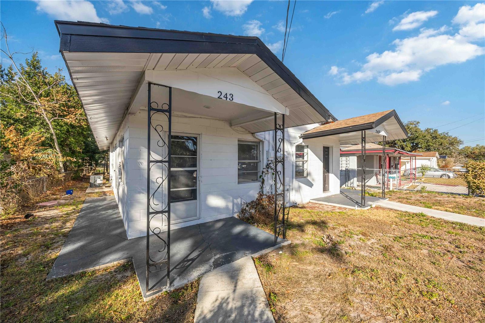 Image 4 of 30 For 243 Avenue L Ne