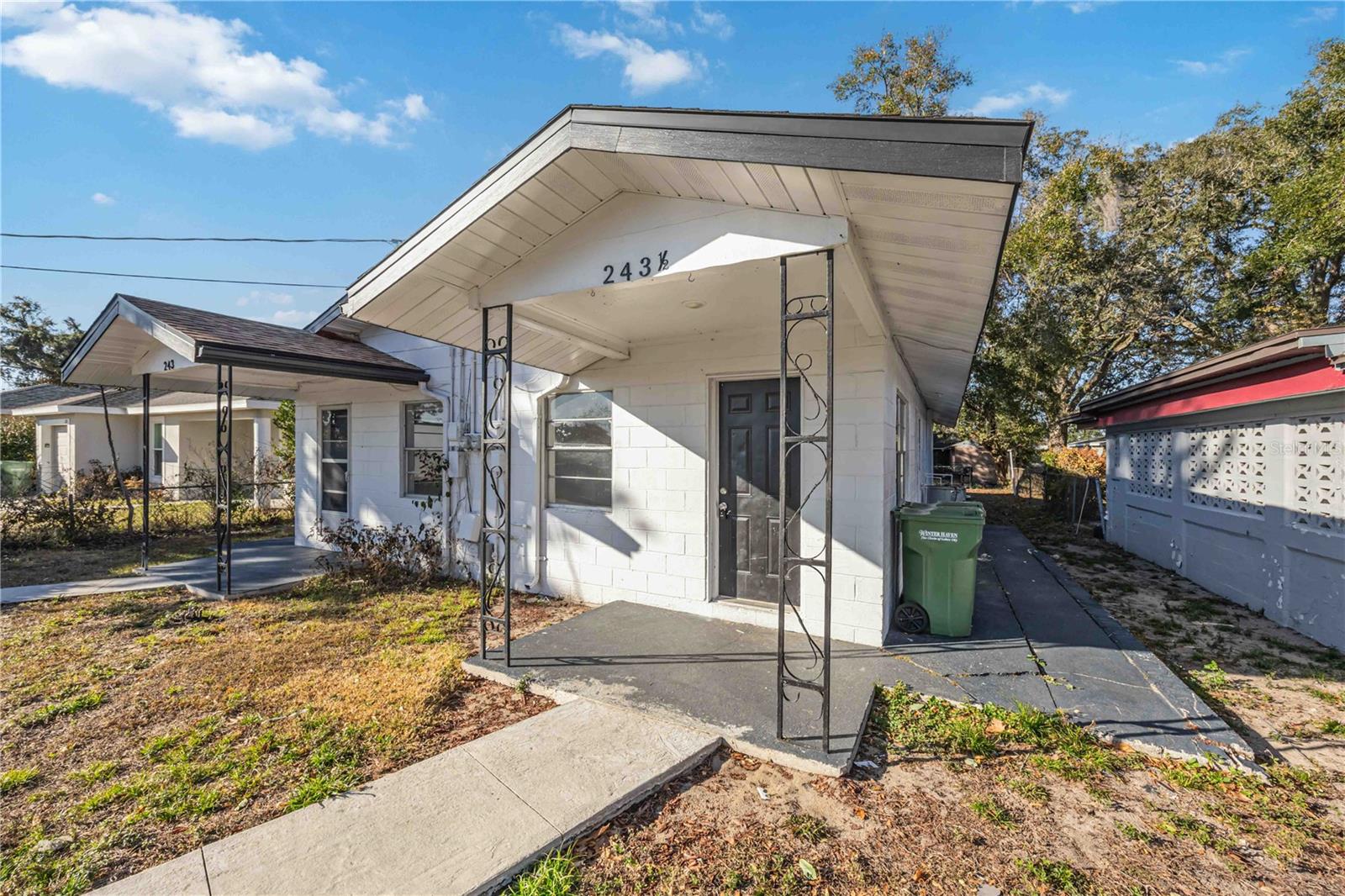 Image 5 of 30 For 243 Avenue L Ne