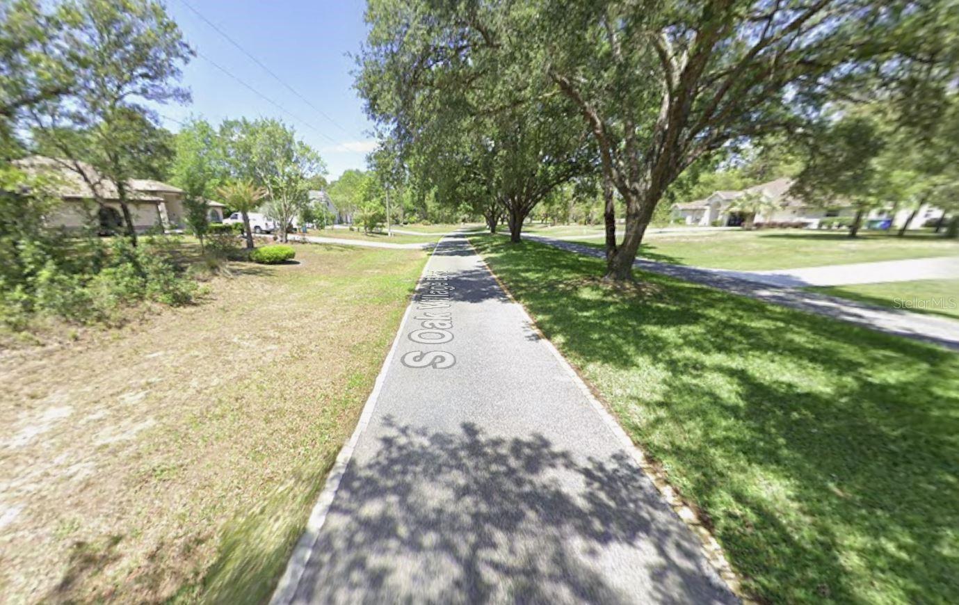 Image 2 of 4 For 124 Oak Village Boulevard S