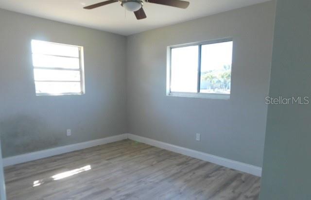 Image 7 of 9 For 705 9th Court