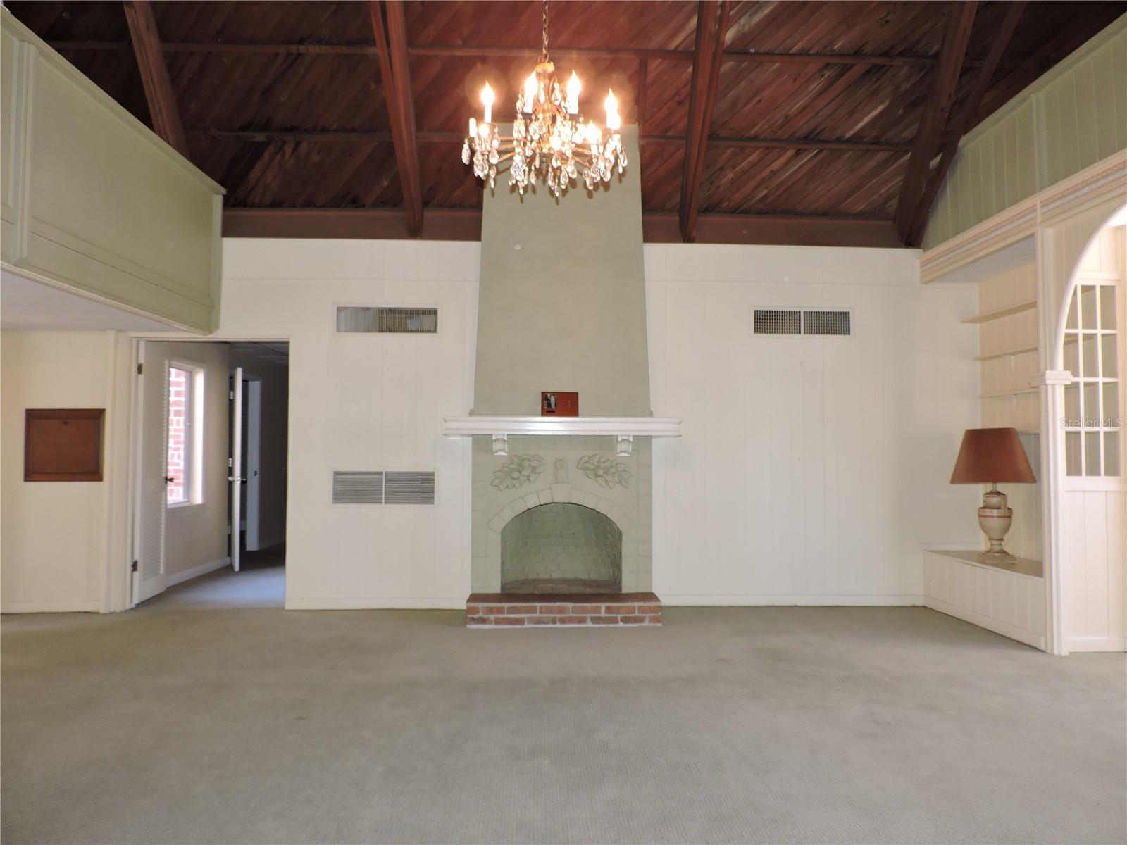 Image 7 of 83 For 322 Scenic Highway N