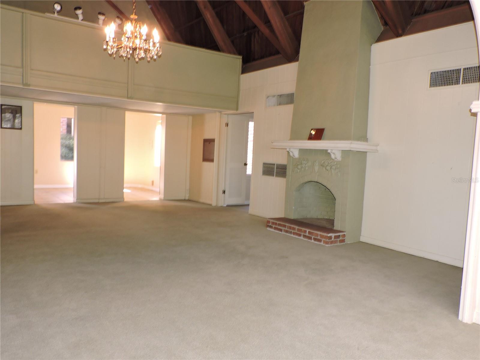 Image 9 of 83 For 322 Scenic Highway N