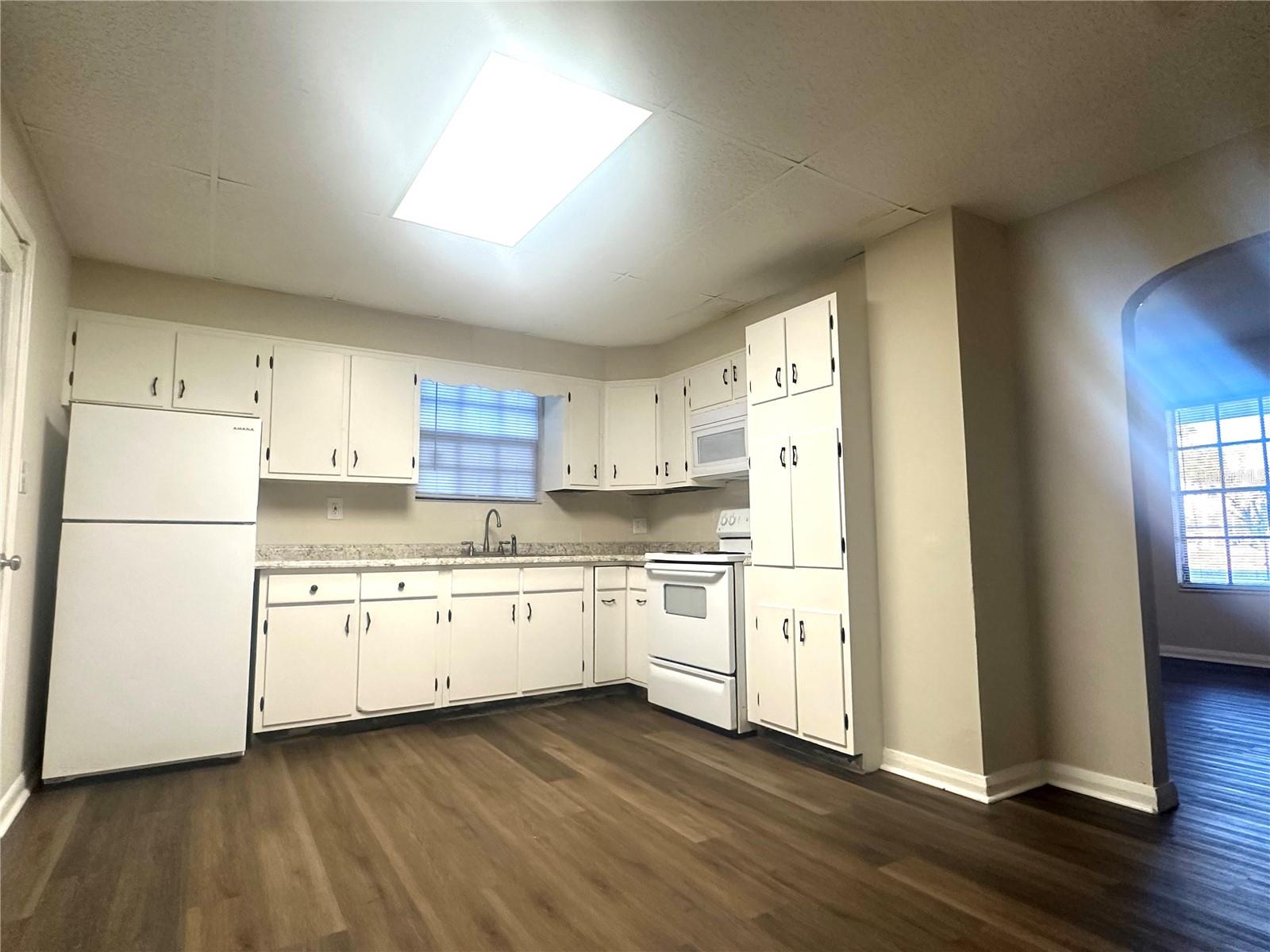 Image 4 of 9 For 110 S 1st St. A