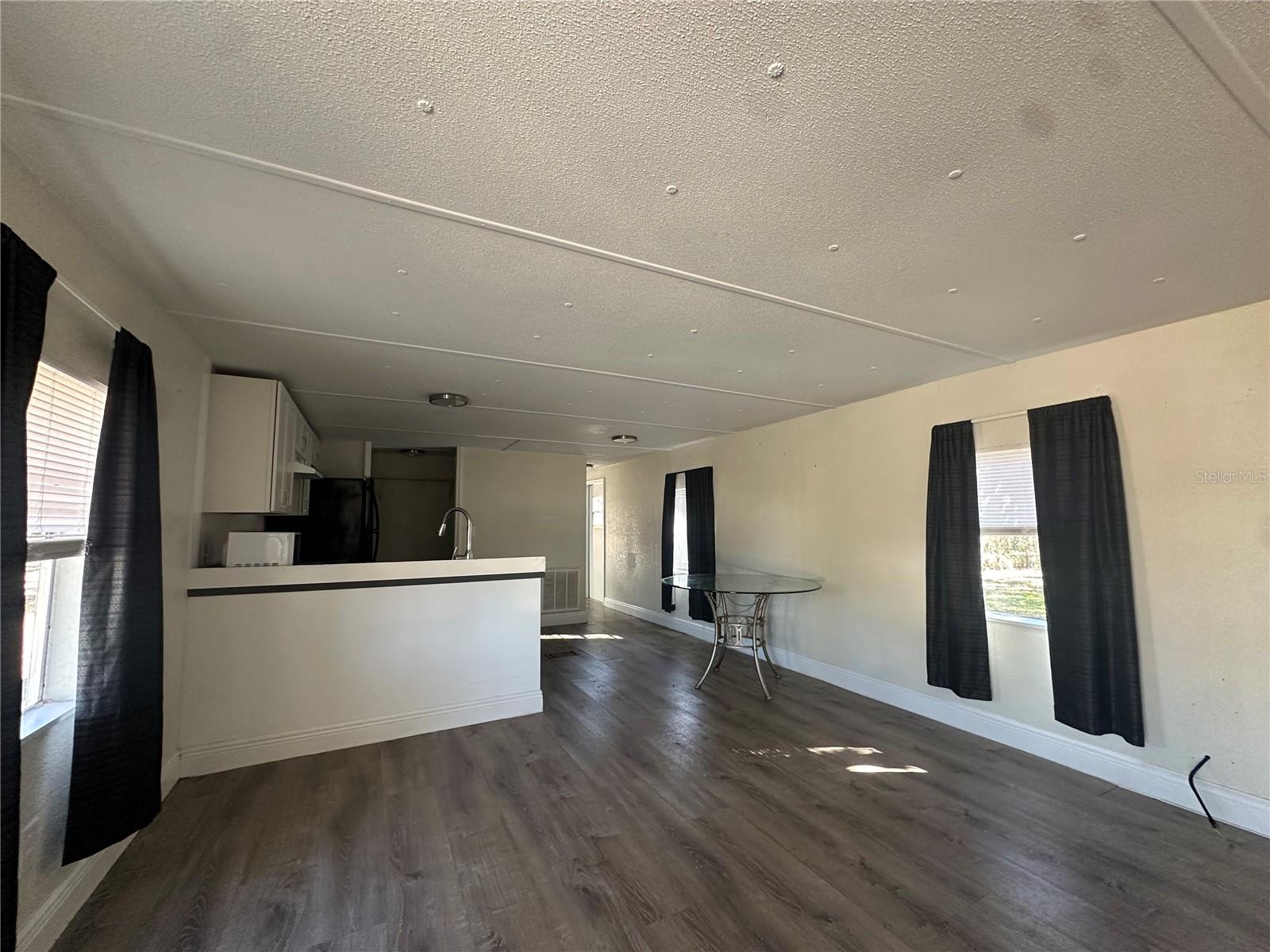 Image 3 of 8 For 2674 Chuck Wagon Way